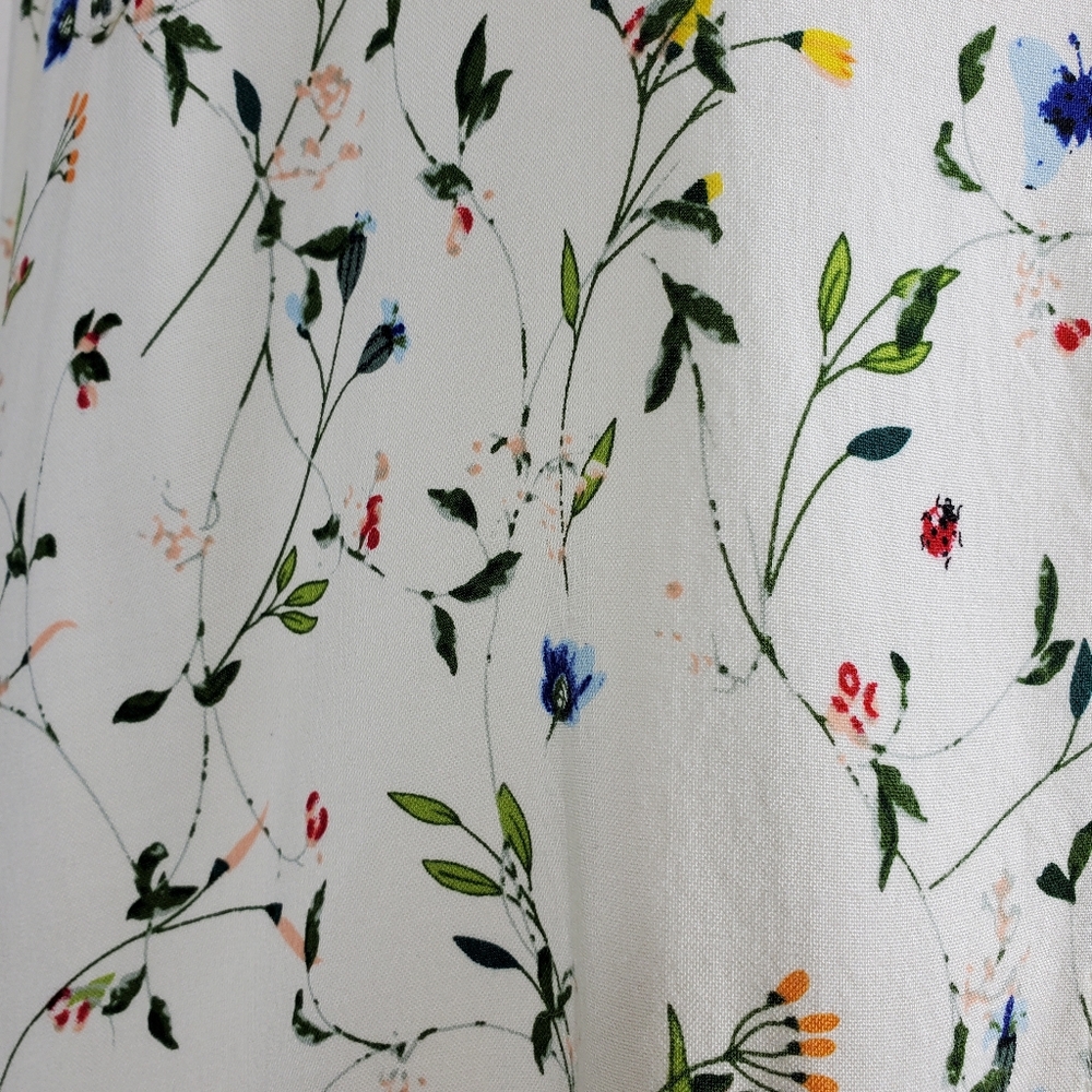 Just Living floral button front tank top size medium - Picture 5 of 10